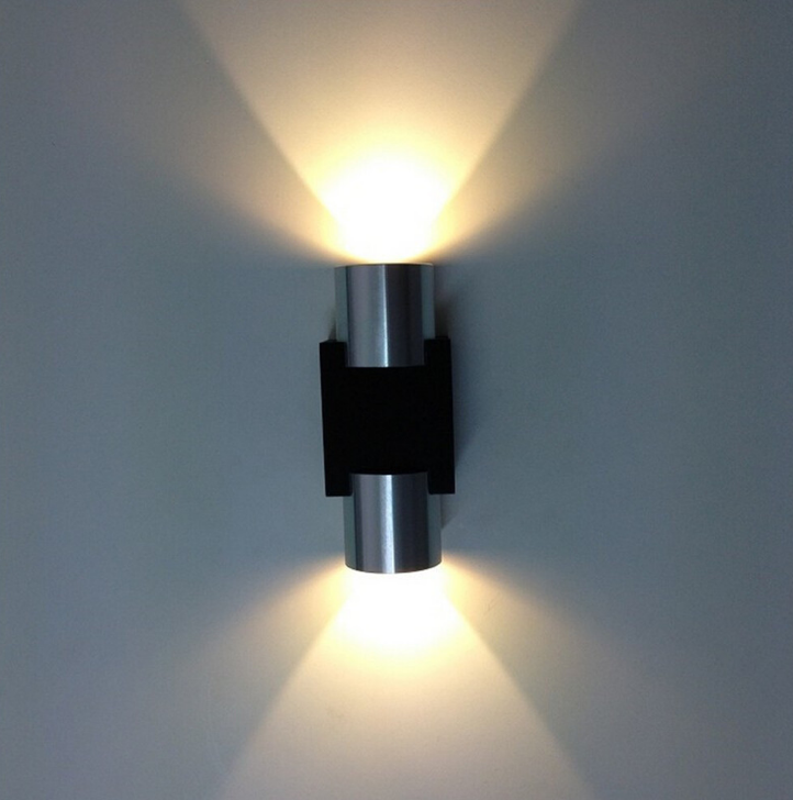 LED Aluminum Double-Head Wall Light for Decoration